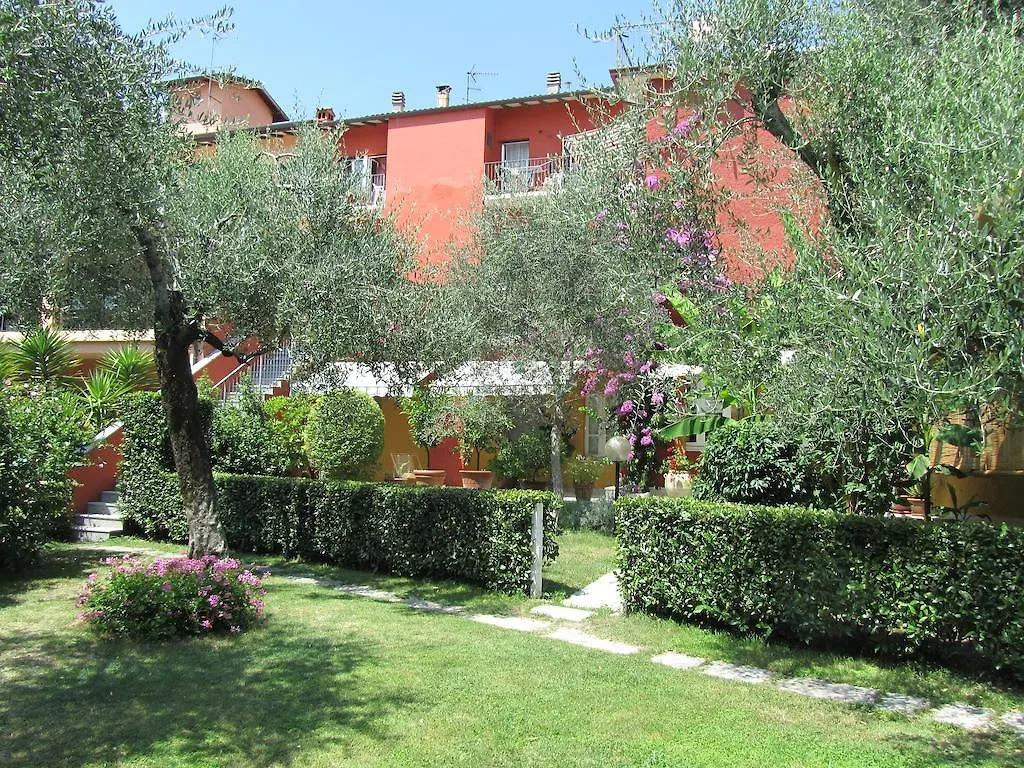 Borgo Antico Apartments Toscolano Maderno 0*,  Italy