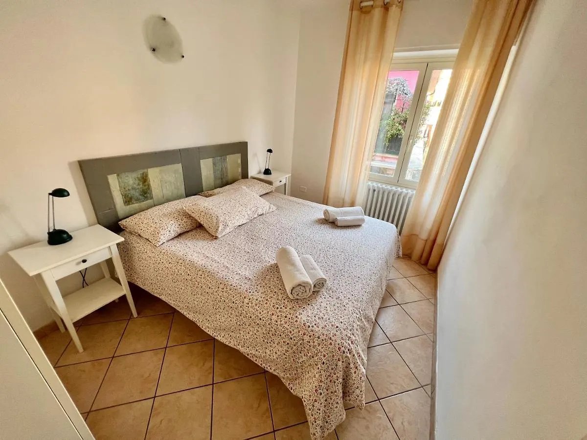 Borgo Antico Apartments Toscolano Maderno 0*,  Italy
