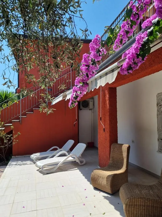 Borgo Antico Apartments Toscolano Maderno 0*,  Italy
