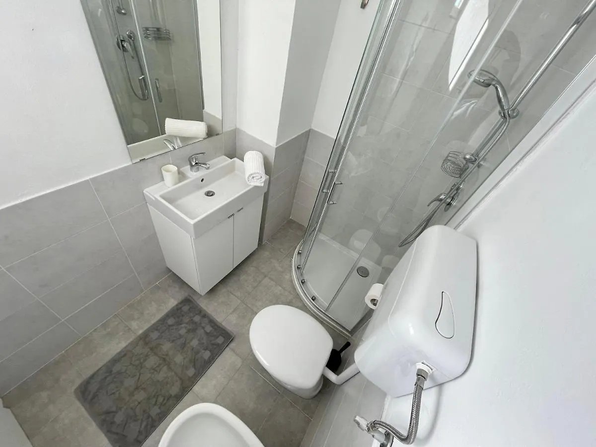 Borgo Antico Apartments Toscolano-Maderno Italia
